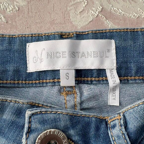 Nice Istanbul Women's Beaded Blue Jeans - Picture 5 of 6